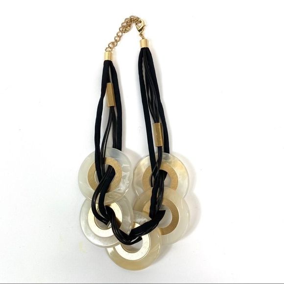 Large statement necklace discs ivory, gold & black - Picture 12 of 13